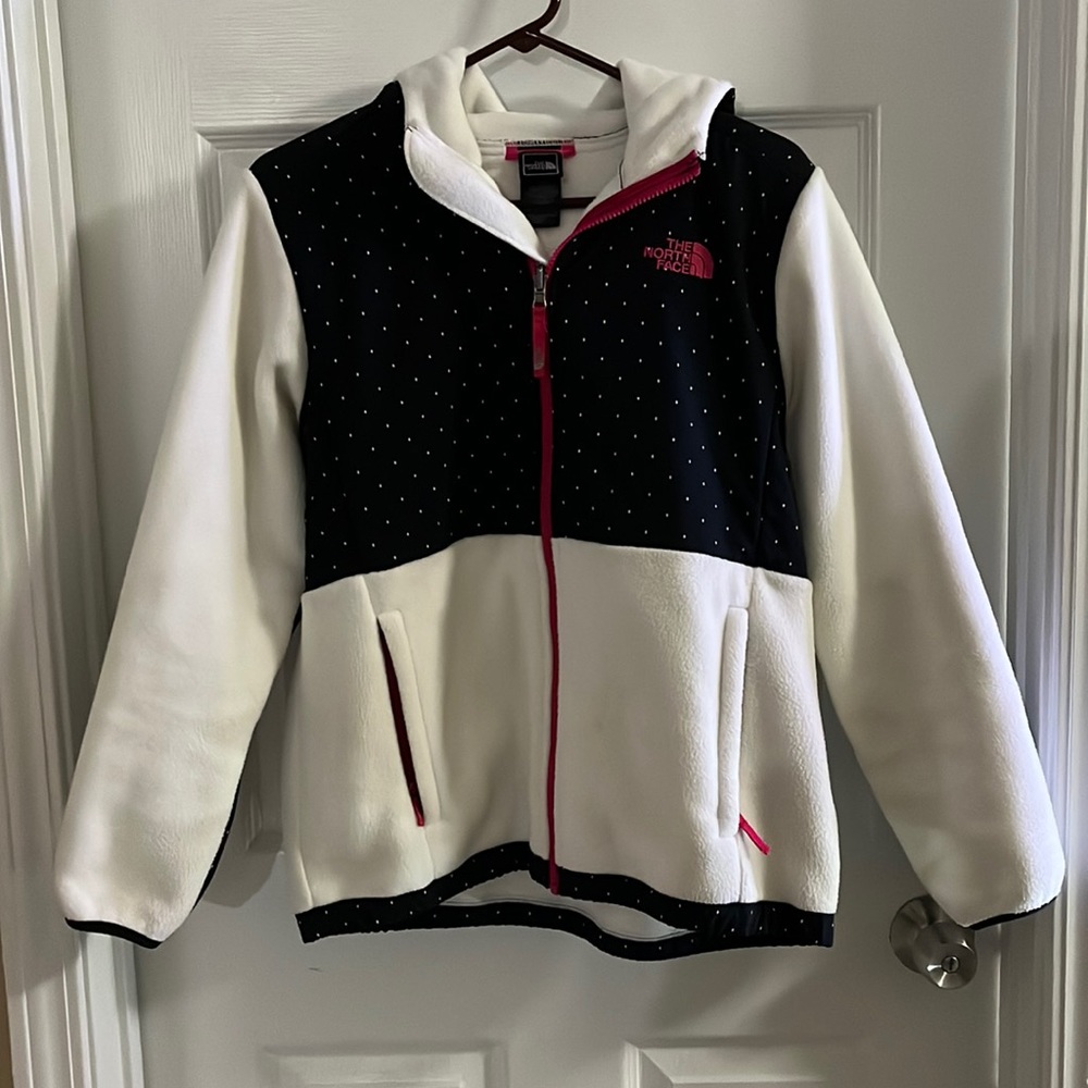 Kids North Face Jacket, Size: XL (18)